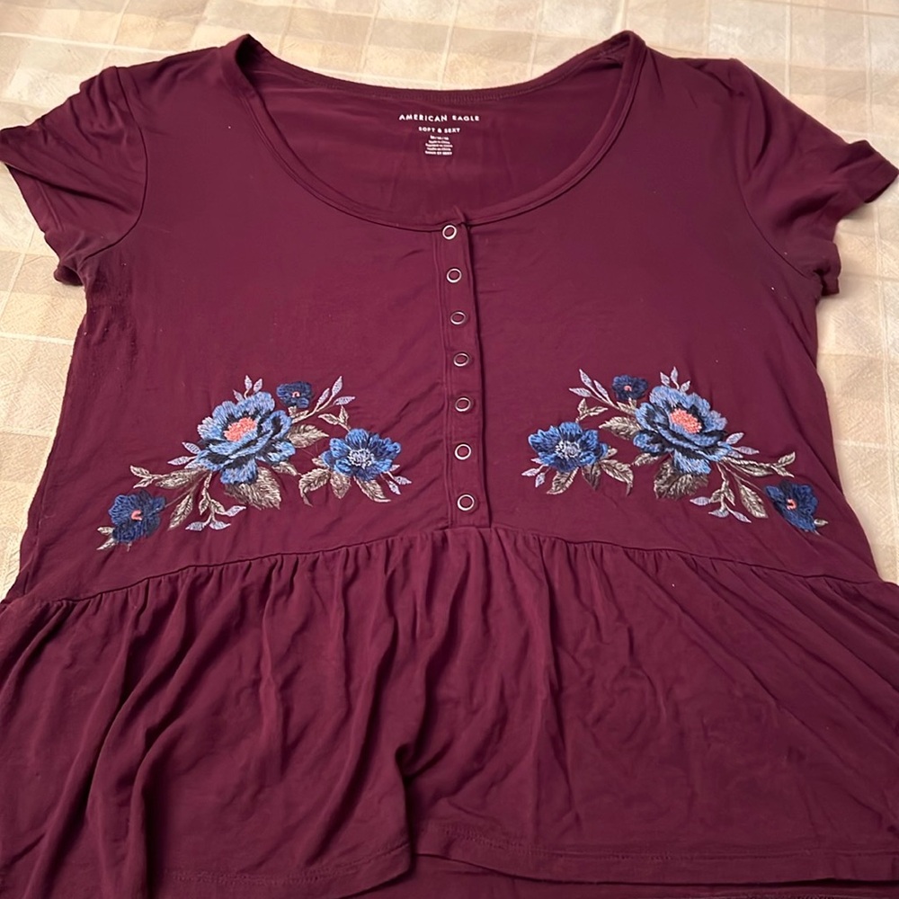 American Eagle Maroon Babydoll Tee